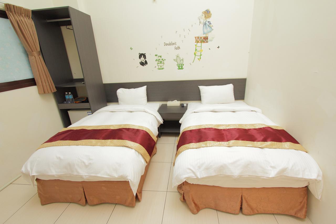 Sanyi Sakura Resort Luaran gambar