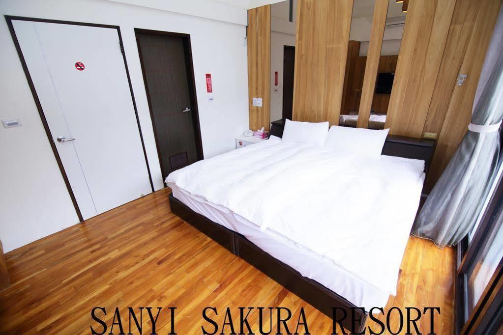 Sanyi Sakura Resort Luaran gambar
