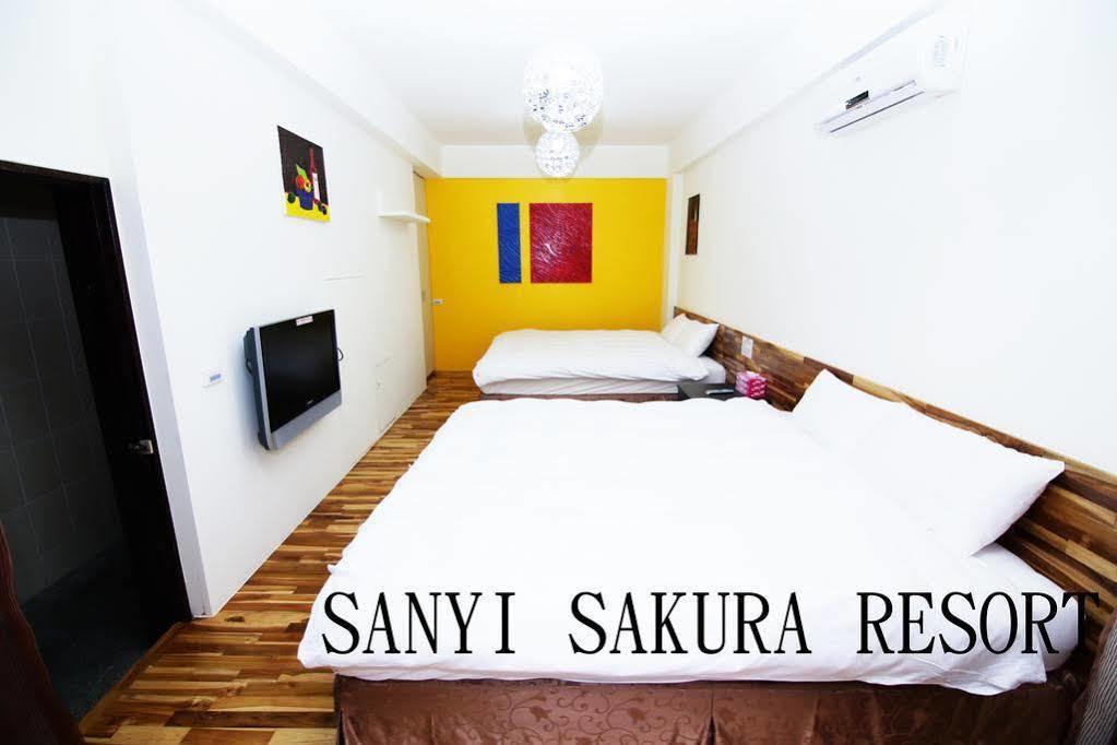 Sanyi Sakura Resort Luaran gambar