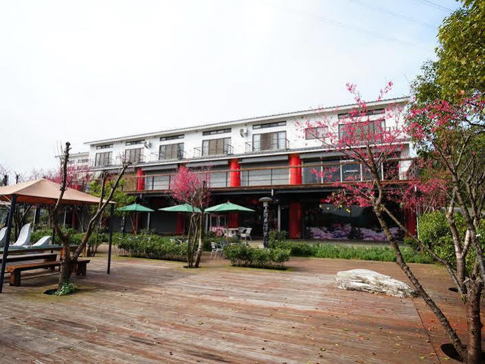 Sanyi Sakura Resort Luaran gambar